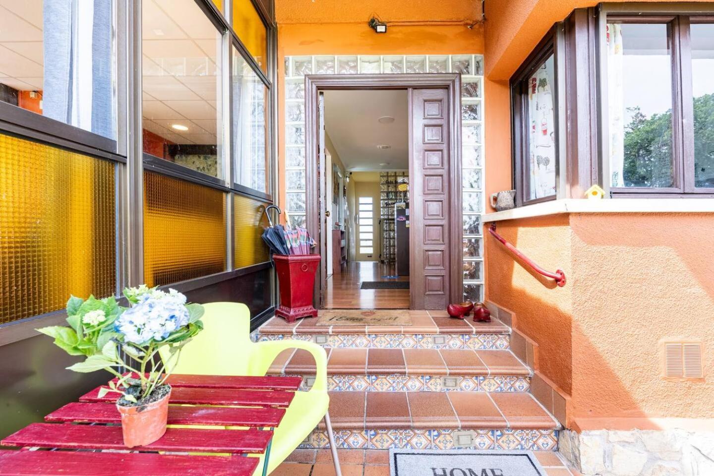 Family House Gijon Villa Luaran gambar