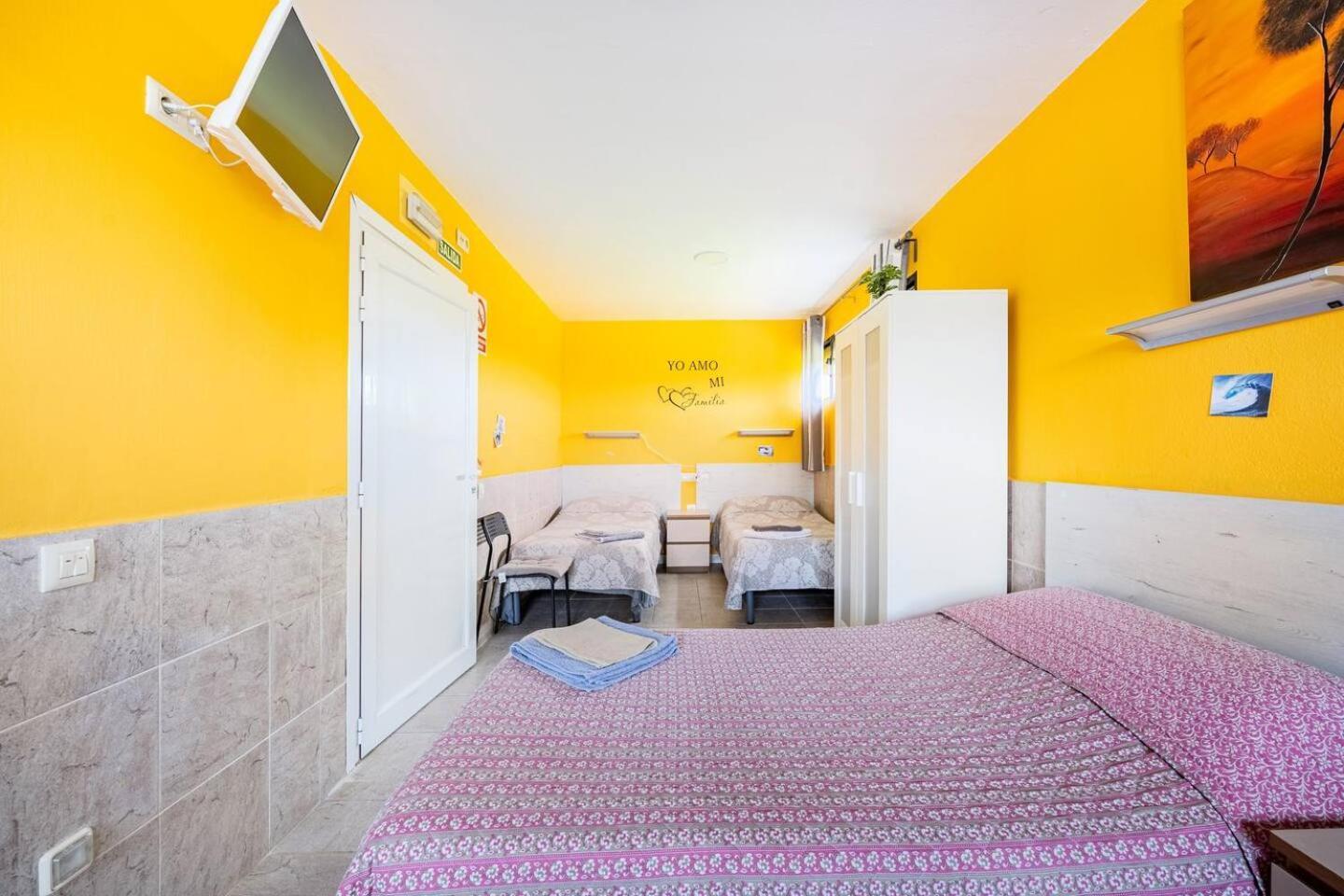 Family House Gijon Villa Luaran gambar