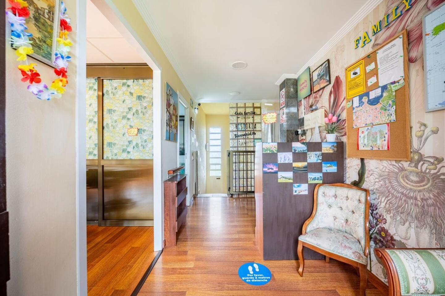 Family House Gijon Villa Luaran gambar
