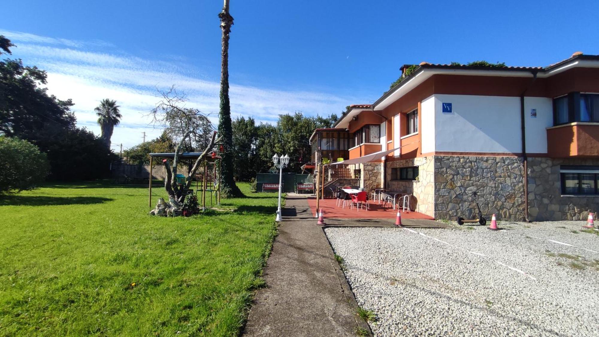 Family House Gijon Villa Luaran gambar