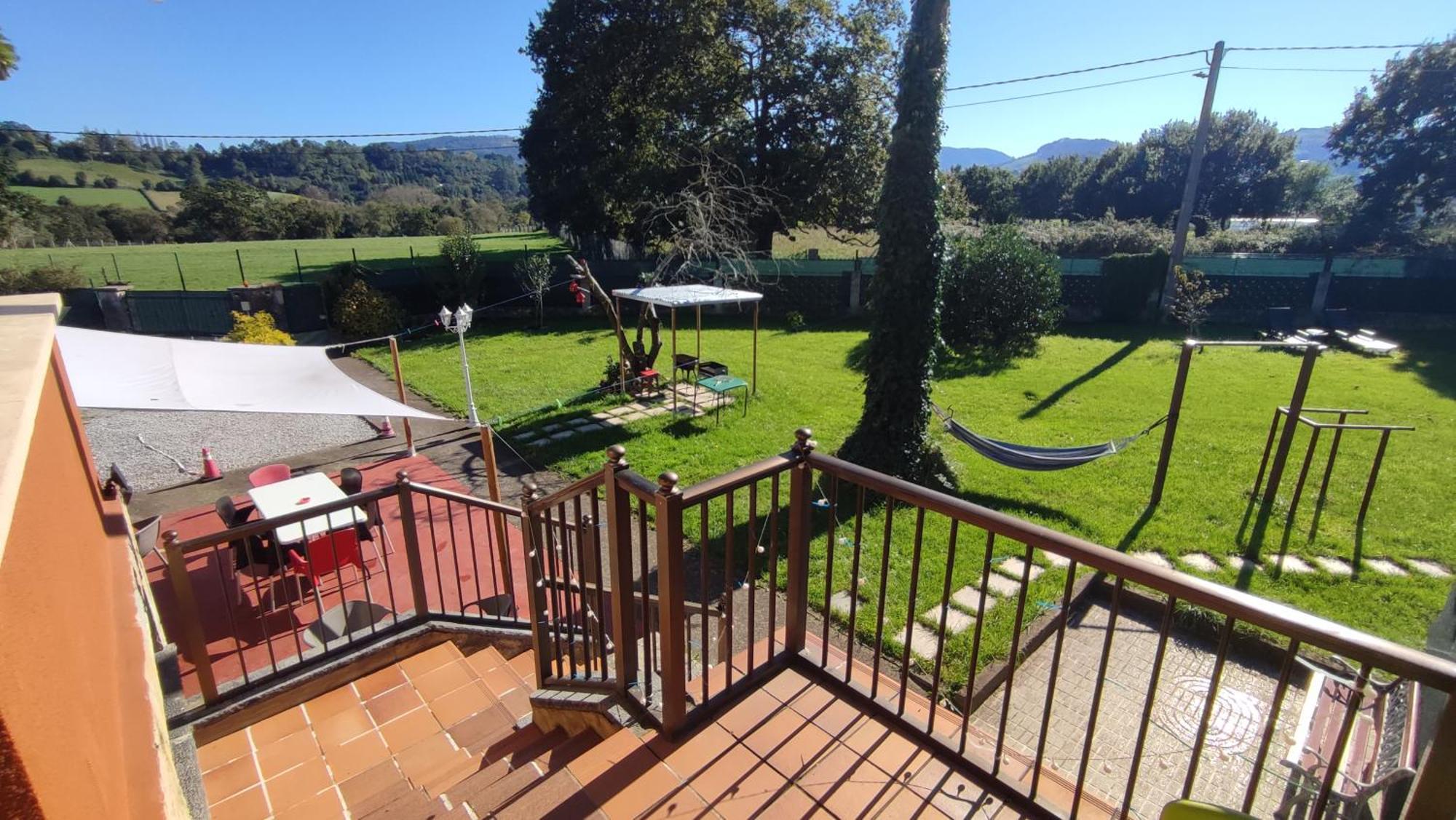 Family House Gijon Villa Luaran gambar